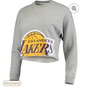 47 Cropped Los Angeles Lakers Pullover NWOT Size M